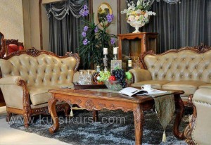Furniture Mewah Set Sofa Finishing Emas